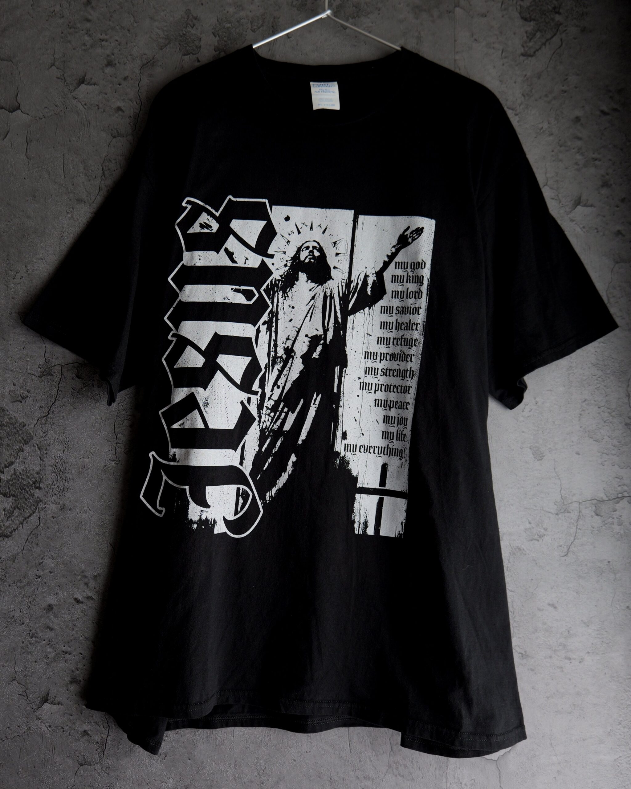 ゴシック キリスト グラフィックTシャツ
